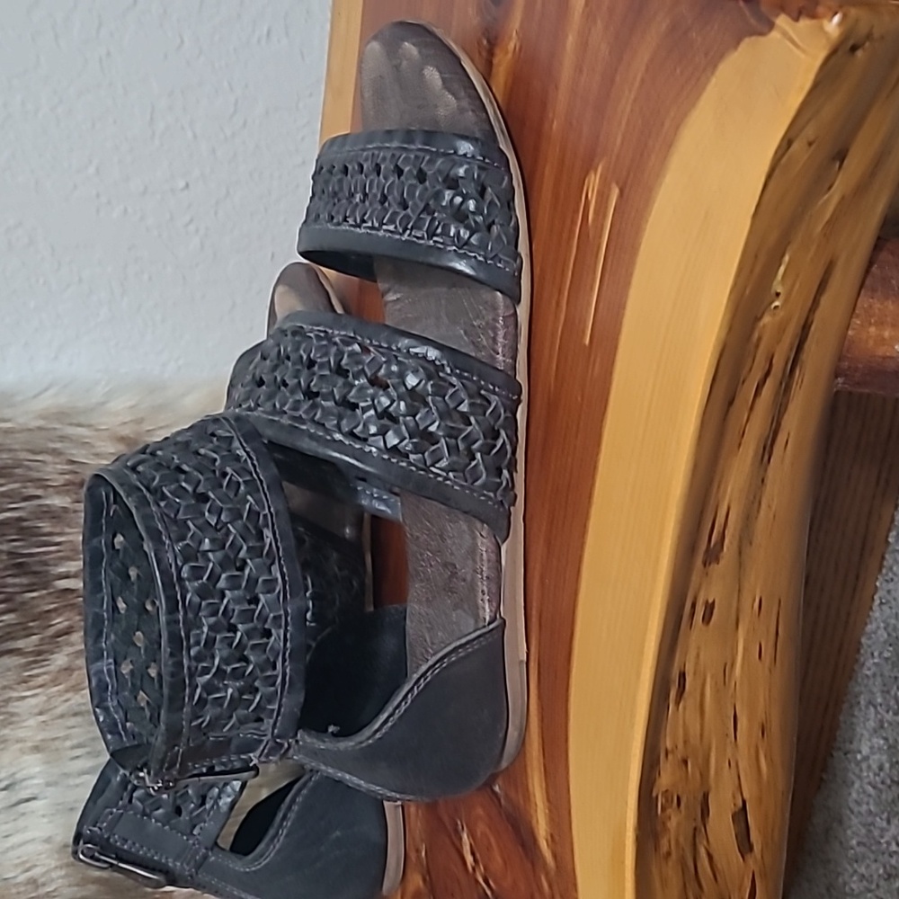 Roan Gladiator Sandals